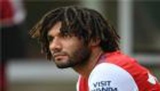 محمد النني.. حقيقة عودة لاعب أرسنال إلى الأهلي المصري
