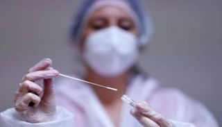 إصابات كورونا في فرنسا تضاعفت خلال أسبوع- أرشيفية