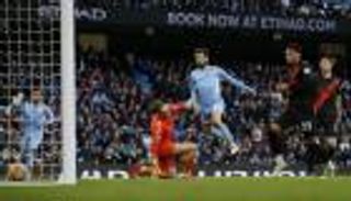 ترتيب الدوري الإنجليزي.. مانشستر سيتي يخطف صدارة ليفربول بثلاثية الجار