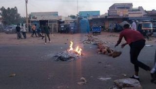 أحداث عنف تخللت مظاهرات 17 نوفمبر بالسودان - أ.ف.ب