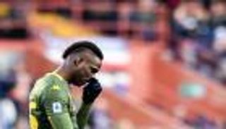 جائزة الفتى الذهبي.. 5 فائزين أحبطتهم النهايات غير المتوقعة