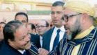 ملك المغرب يتكفل بمصاريف علاج الكوميدي عبدالله فركوس