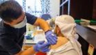 الإمارات تقدم 16.3 ألف جرعة جديدة من لقاح كورونا