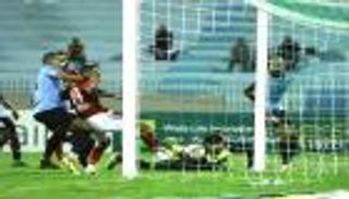 فيديو أهداف مباراة الأهلي وغزل المحلة في الدوري المصري