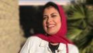 وفاة سلمى الزرقاء.. مصرية حاربت السرطان بذراع صناعية