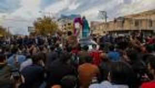 "اليوم تسرقون الماء".. " ثورة العطش" تشتعل جنوب غربي إيران