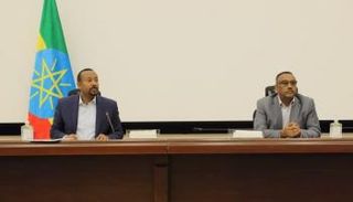 رئيس الوزراء الاثيوبي آبي أحمد  ونائبه دمقي مكونن 