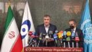 قبيل محادثات فيينا.. غروسي يطالب إيران بـ"الشفافية"