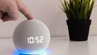 صوت رجالي لأمازون Alexa