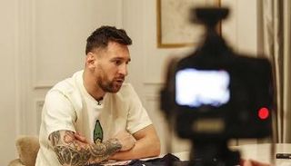 ليونيل ميسي نجم باريس سان جيرمان