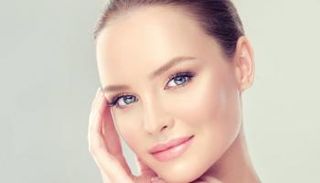 ماسكات لتفتيح البشرة