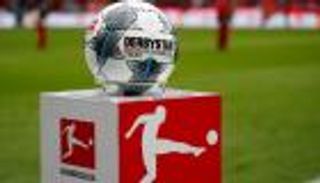 بعد تزايد حالات كورونا.. هل يتوقف الدوري الألماني؟