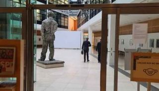 مقر المفاوضات في ولي براندت هاوس بألمانيا