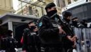 تركيا تلاحق عناصر "غولن" و"العمال الكردستاني" في الداخل