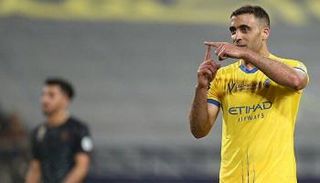 عبدالرزاق حمدالله مهاجم النصر السعودي السابق