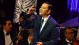 مدحت صالح يتعرّض للسرقة.. ويحذّر جمهوره