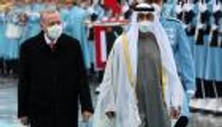 ولي عهد أبوظبي يصل تركيا في زيارة تلبية لدعوة أردوغان