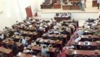 الصومال.. انتخاب 3 نواب في الغرفة العليا للبرلمان الفيدرالي
