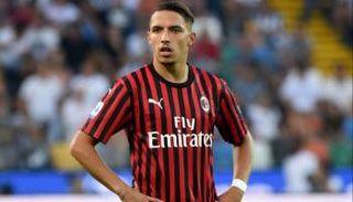 إسماعيل بن ناصر لاعب ميلان الإيطالي