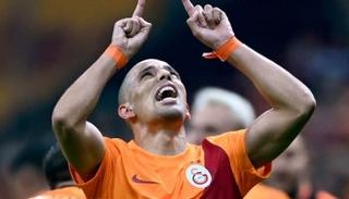 سفيان فيغولي لاعب جالطة سراي