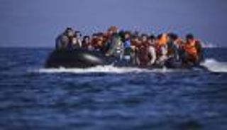 ارتفاع ضحايا مركب المهاجرين في المانش لـ27 غريقا