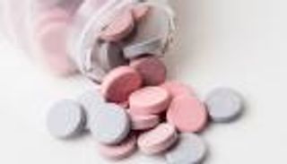 أدوية شائعة لمشاكل المعدة تعوق علاج سرطان الرئة