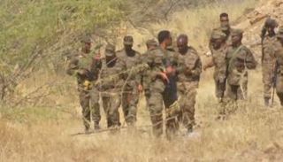 رئيس الوزراء الاثيوبي آبي أحمد بمناطق العمليات 