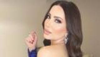 مهرجان القاهرة السينمائي.. إطلالة زرقاء جذابة لنسرين طافش (صور)