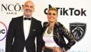 آية قرآنية في إطلالة الفنانة فرح بحفل افتتاح "القاهرة السينمائي"