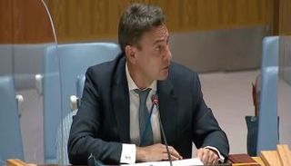 تشاناكا ويكريماسنغ، المستشار القانوني البريطاني لدى الأمم المتحدة