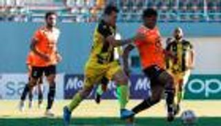 ترتيب الدوري المصري.. هدايا المنافسين تضع البنك الأهلي في المربع الذهبي