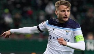 تشيرو إيموبيلي مهاجم لاتسيو هداف الدوري الإيطالي