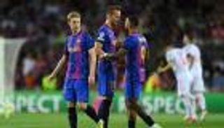 بسبب "اللاعب المنسي".. خطأ غريب يثير السخرية من برشلونة