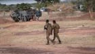 محتجون بالنيجر يعترضون قافلة عسكرية فرنسية