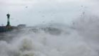 العاصفة "أروين" ببريطانا.. 3 قتلى وتحذير من موجة صقيع قطبية