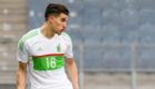 عرض فرنسي يقرب "زيزو" من العودة لمنتخب الجزائر