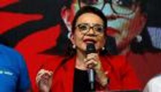 هندوراس تنتخب أول امرأة للرئاسة.. نصر لليسار والحزب الحاكم لا يعلق