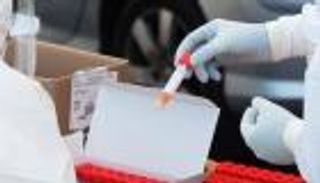 المريض صفر بمتحور أوميكرون بإيطاليا: أعاني من أعراض خفيفة بفضل اللقاح