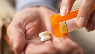 بعض الأدوية مثل الملينات قد تكون سببا لسلس البراز