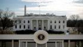 البيت الأبيض: واشنطن مستمرة في خطة السحب من احتياطيات النفط