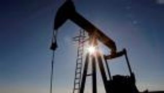 "أوبك+" في مواجهة "أوميكرون" وطموحات "واشنطن".. فرضيات معقدة