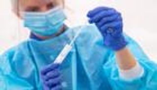 أول إصابة بمتحوّر "أوميكرون" في السويد