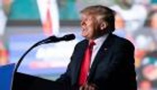 الولاء ورفض نتائج انتخابات 2020.. ترامب يضع شرطين لاختيار نائبه