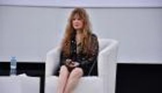 نيللي ترد على "الزيجات الفاشلة والاعتزال وأسرار حياتها"