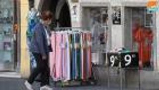 للتسوق قبل عيد الميلاد.. النمسا تسمح للمتاجر بفتح أبوابها الأحد 