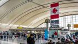 كندا تحظر دخول المسافرين من 10 دول بينها واحدة عربية