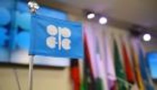 تحالف "أوبك+" يثبت زيادة الإنتاج وأسعار النفط تتراجع