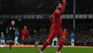 في ليلة خفوت ميسي.. محمد صلاح وبنزيما يردان على ترتيب الكرة الذهبية