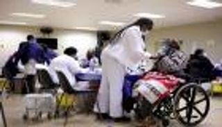 خبير جنوب أفريقي: أوميكرون متحوّر كورونا الأسرع انتشارا