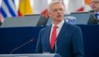 رئيس وزراء لاتفيا: على "الناتو" التفكير في دوره بمنطقة الساحل